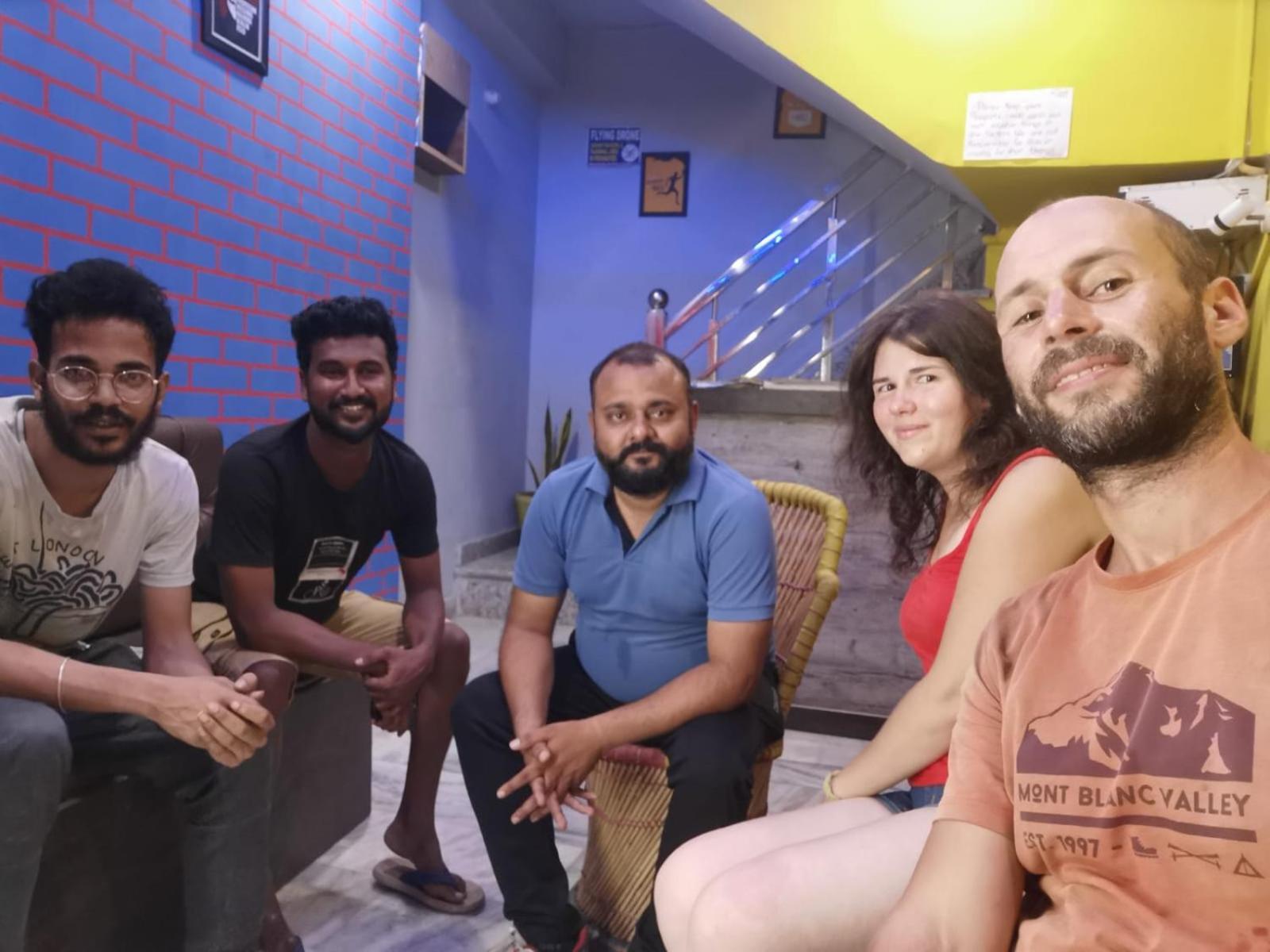 Big Brother Hostel Hotel Agra  Εξωτερικό φωτογραφία